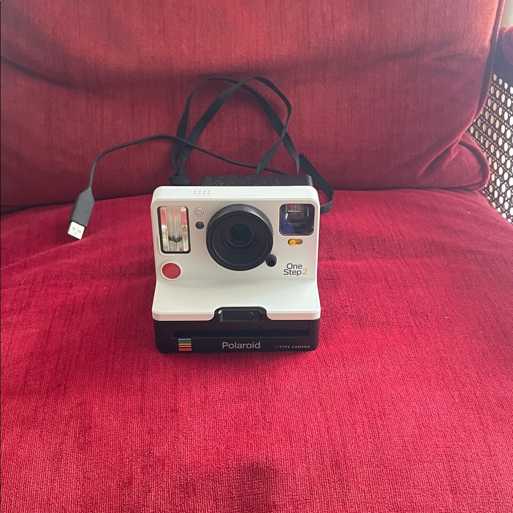 Polaroid OneStep 2 Instant Camera - White and Black